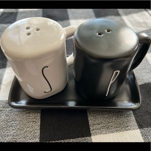 Rae Dunn Salt & Pepper 3 pc set